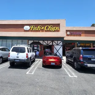 Entrance in the corner of the strip mall