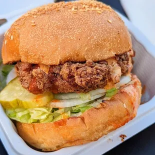 Dirty Bird Bun from Lucky Buns | Instagram: @telephonesmoothie