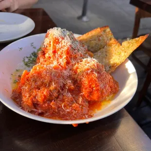 Spaghetti and Meatballs