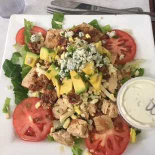 I think this had three proteins - chicken, Mahi Mahi and bacon.
