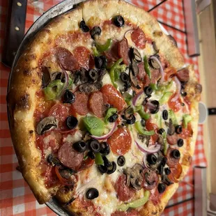 Everything pizza