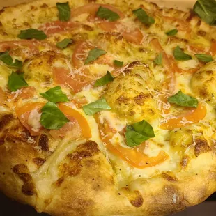 a close up of a pizza