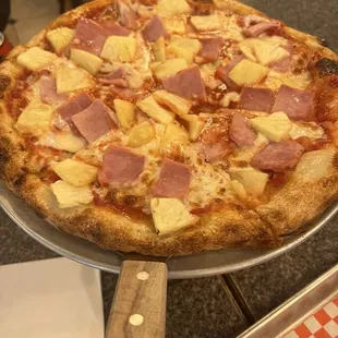 Hawaiian pizza