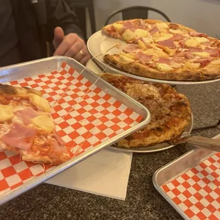 interior, pizza