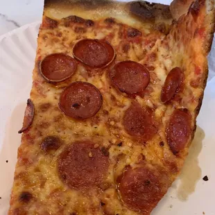 Pepperoni regular slice