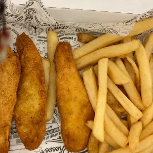 Kids meal chicken strips + drink + Oreo cookies (2-pack) $5.85 (March 2023)