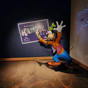 A Goofy Greeting to the Disney 100 exhibition
