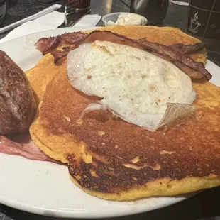 Hungry man - the pancakes have vanilla in them!