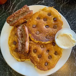 Chocolate chip pancakes with sausage
