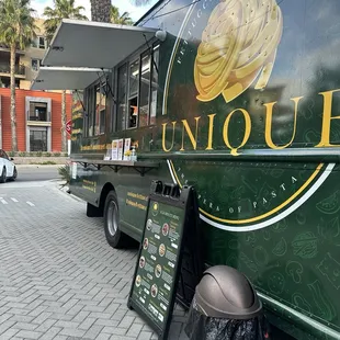 Unique Fettucine &amp; Sandwiches foodtruck