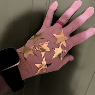 6 gold stars