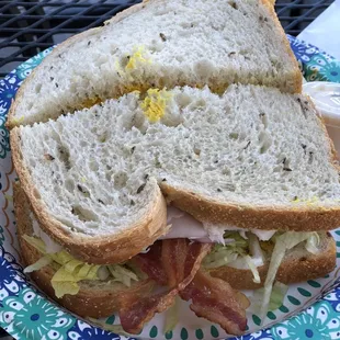 "Unique Special"  on rye bread ( no tomato) DELICIOUS!