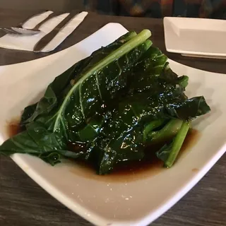 D40. Steamed Seasonal Vegetable