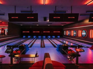 Lucky Strike Southlands