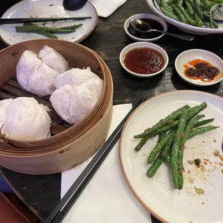 J9. Chinese BBQ Pork Bao (3pcs)