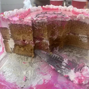They use multiple pieces to construct a cake. I have purchased a heart shape cake in other places and they don't do that to the whole cake.