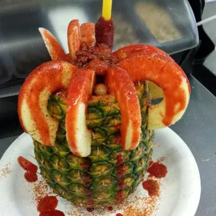 Nuestra Piña Super, como también tenemos Piñas Locas, y Sandías locas. Ven y prueva unas estan riquísimas.