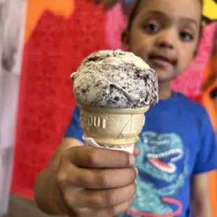 Oreo ice cream cone