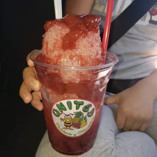 Raspado de fresa..lechera available