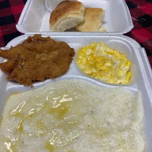 a tray of breakfast food