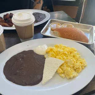 Desayuno Típico