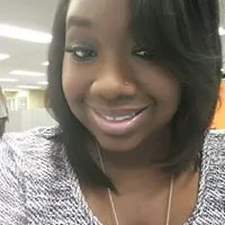 LaToya W.