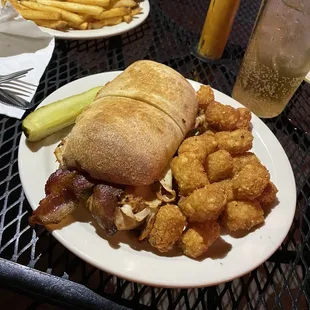 Cran-Turkey Sandwich