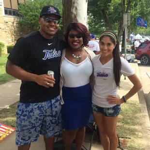 Ready for a WIN!! Tailgatin