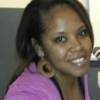 Naya W.