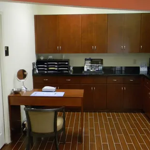 Contact Lens Training Area