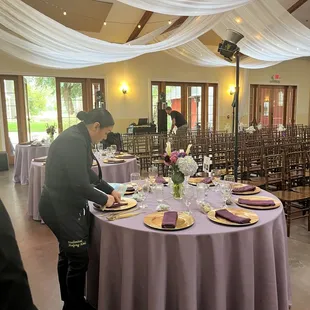 Flower Farm Inn 2/2024 - Setup and dressing tables