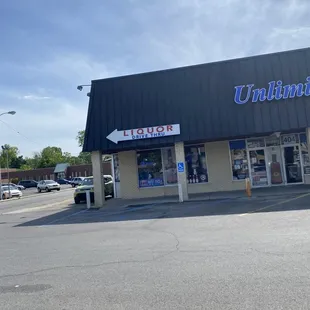 the outside of a convenience store