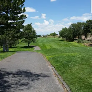 Starting off with a great par 5.