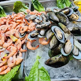 a variety of seafoods