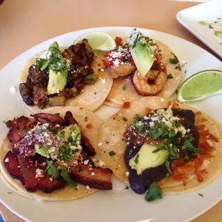 Queso y Frijoles