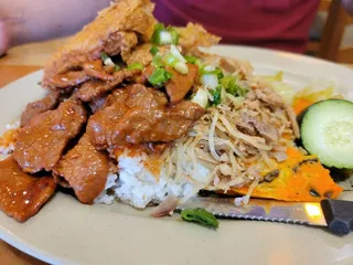 Com Tam Thuan Kieu