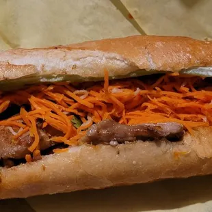 Chicken Bahn mi