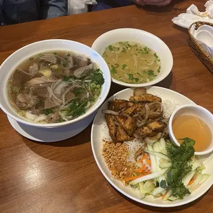 food, ramen and noodles