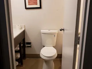 Comfort Inn & Suites North at the Pyramids