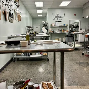 Kitchen workstations for groups of 4