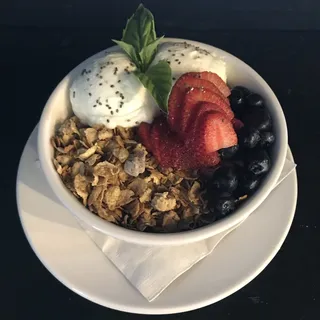 Granola Yogurt