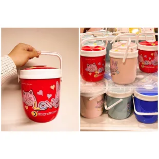 1 Liter Ice Bucket with a Milk Tea and 8 Toppings of your choice. Anniversary promotion until 04/21/2024 for $14.50.