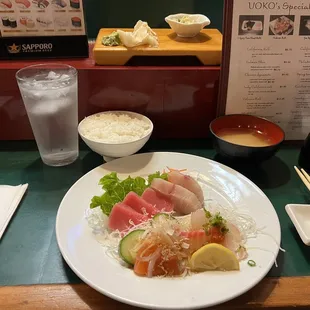 Sashimi lunch special