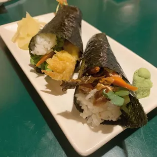 Salmon Skin Hand Roll