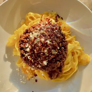 Ragú***
