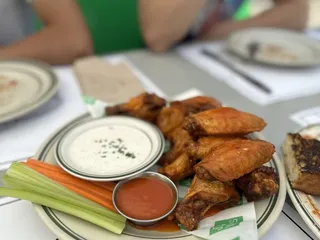 Jon & Vinny's Brentwood