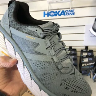 Gaviota 2 by Hoka One One, excellent stability and cushioning
