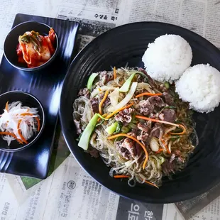 Korean Style Japchae (Stir fry Glass noodles with beef)