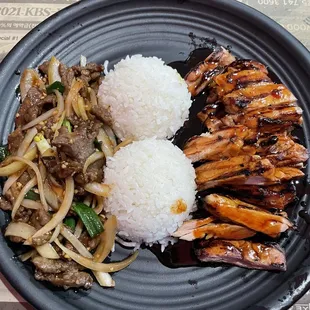 Grilled Chicken and Mongolian Beef Combo