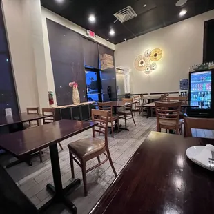 sushi and sashimi, interior